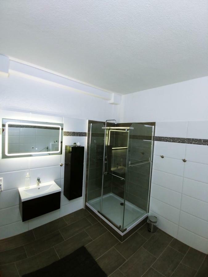 Pension BeOne Trossingen Exterior foto